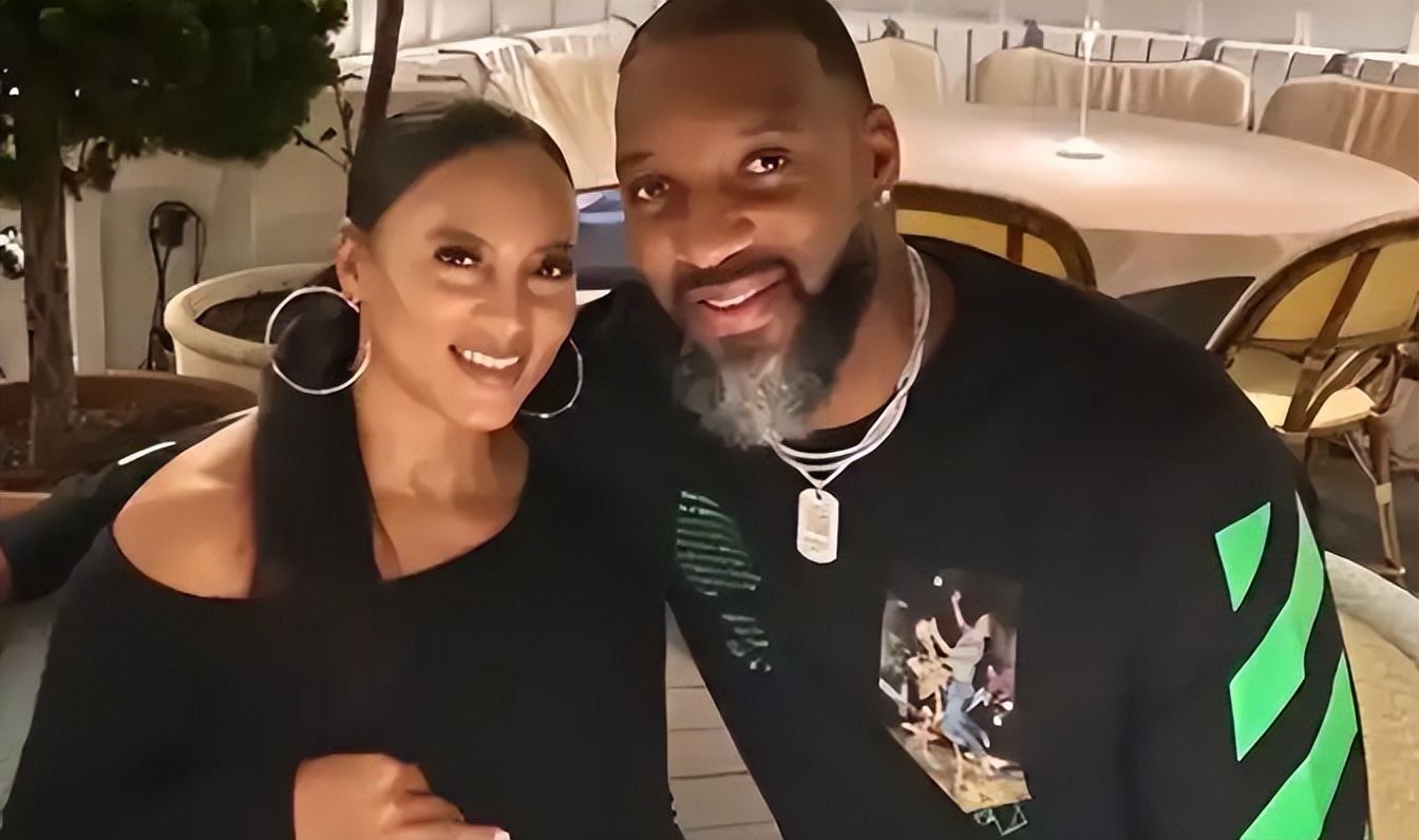 詹姆斯豪取,三双,浓眉哥贡献,乐鱼足球直播,足球直播赛事,足球比赛信息,足球赛事平台,足球赛事资讯